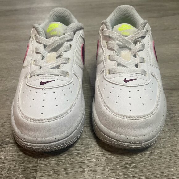 Toddler 9C NIKE sneakers - Picture 7 of 8